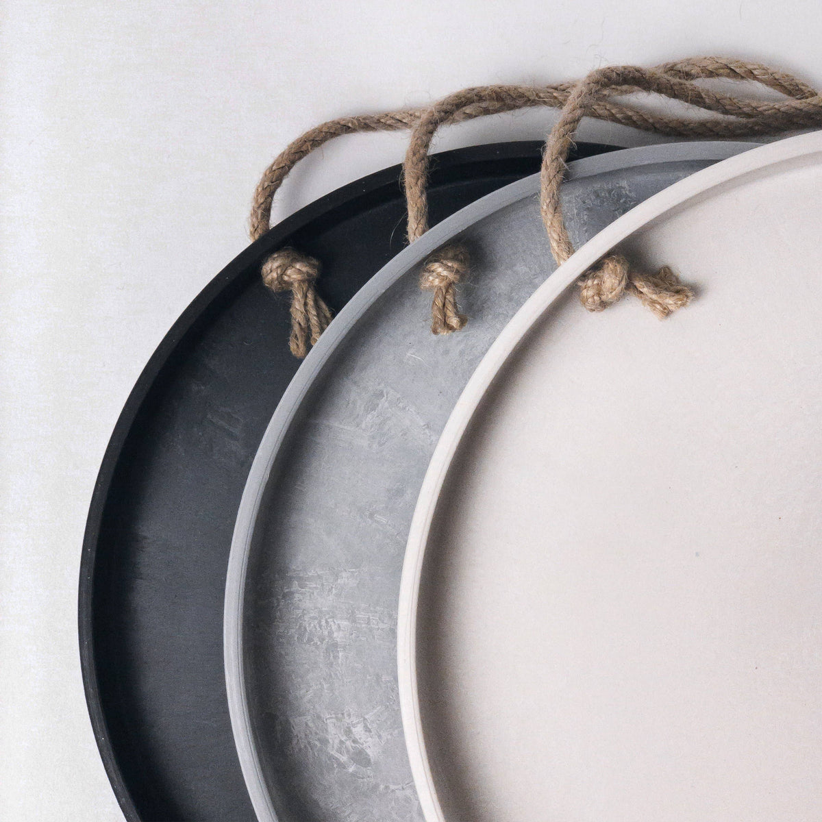 10" Signature Stone Hanging Tray: Tatami Stone